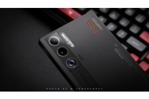 Starlight Imaging Kit for the Nubia Z50S Pro adds MagSafe and 67 mm  starlight filter to flagship camera -  News