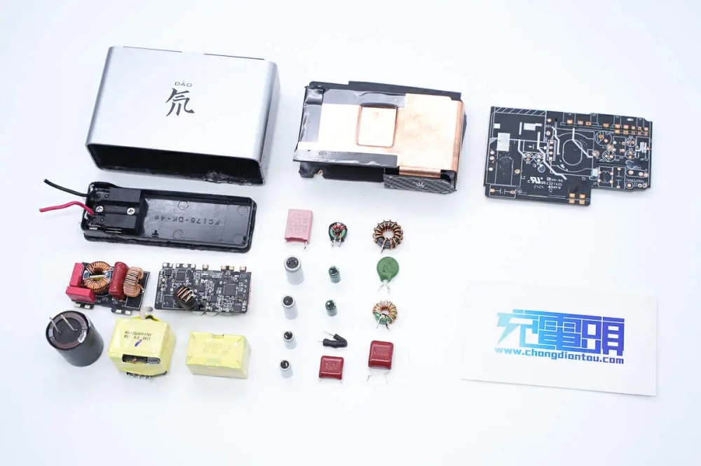 Nubia RedMagic DAO 140W Quad-port GaN Gan6 Pro Charger Teardown