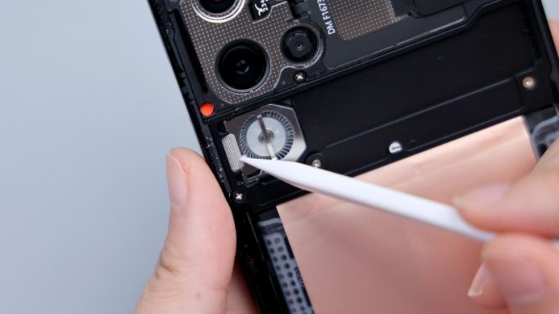 RedMagic 9 Pro+ Teardown