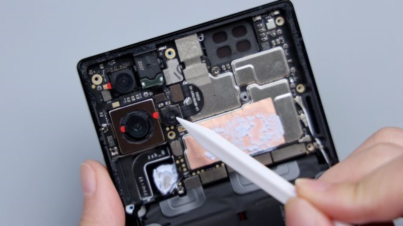 RedMagic 9 Pro+ Teardown