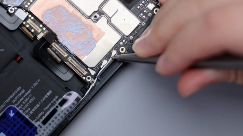 RedMagic 9 Pro+ Teardown