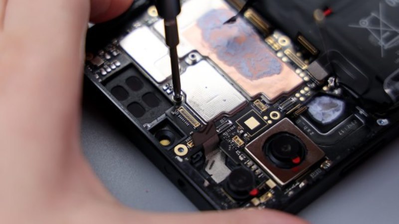 RedMagic 9 Pro+ Teardown