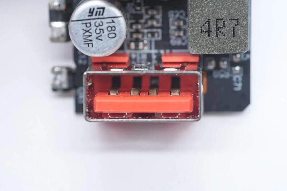 Nubia RedMagic DAO 140W Quad-port GaN Gan6 Pro Charger Teardown